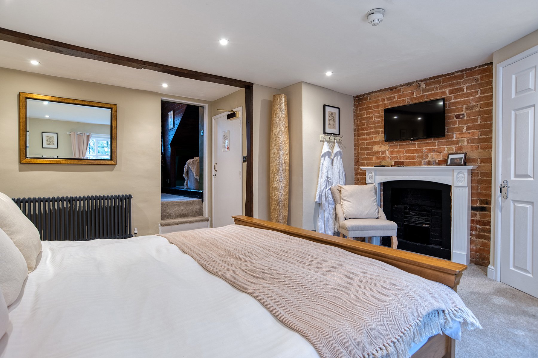 room-11-suite-grove Number 11 Suite at The Grove in Cromer.